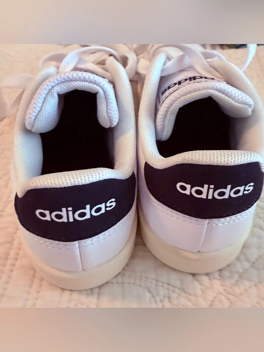 adidas White Low-Top Leather Sneakers with Black Logo, preschool  size 13